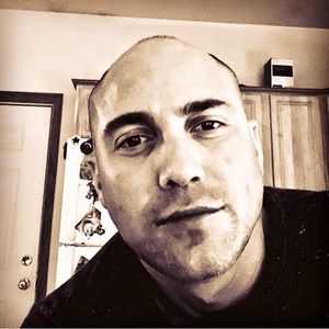 Meet your Posher, Adam